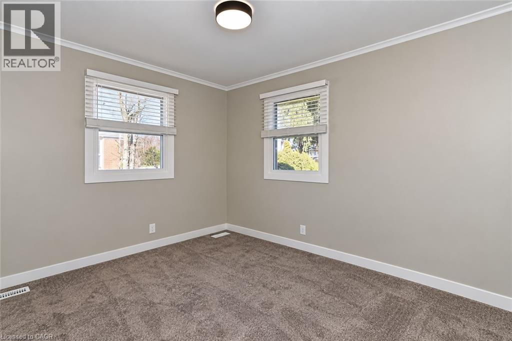 134 Oakside Street — photo 7