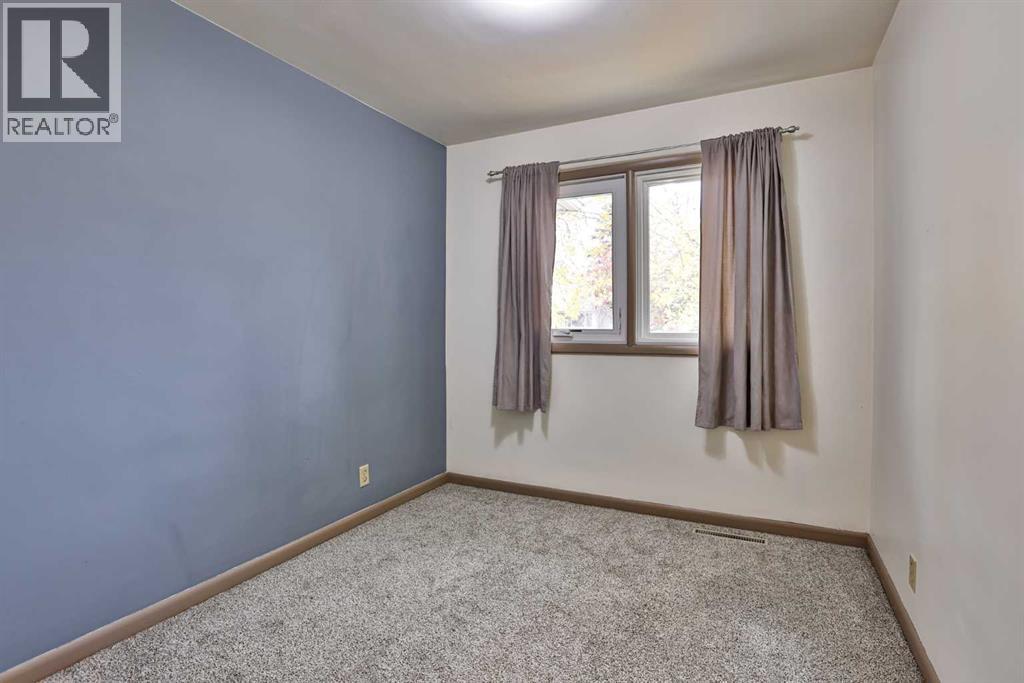 517 10 Street N - Image 10