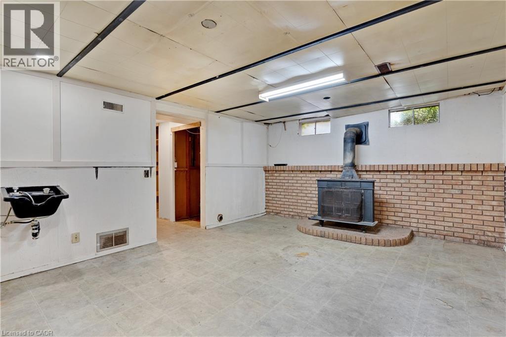 1482 Wildren Place — photo 32