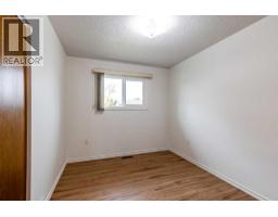 2377 Ronan Place Se, Medicine Hat, AB T1B1A2 Photo 15