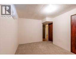 2377 Ronan Place Se, Medicine Hat, AB T1B1A2 Photo 25