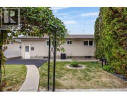 2377 Ronan Place Se, Medicine Hat, AB T1B1A2 Photo 32