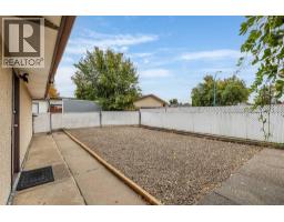 2377 Ronan Place Se, Medicine Hat, AB T1B1A2 Photo 34