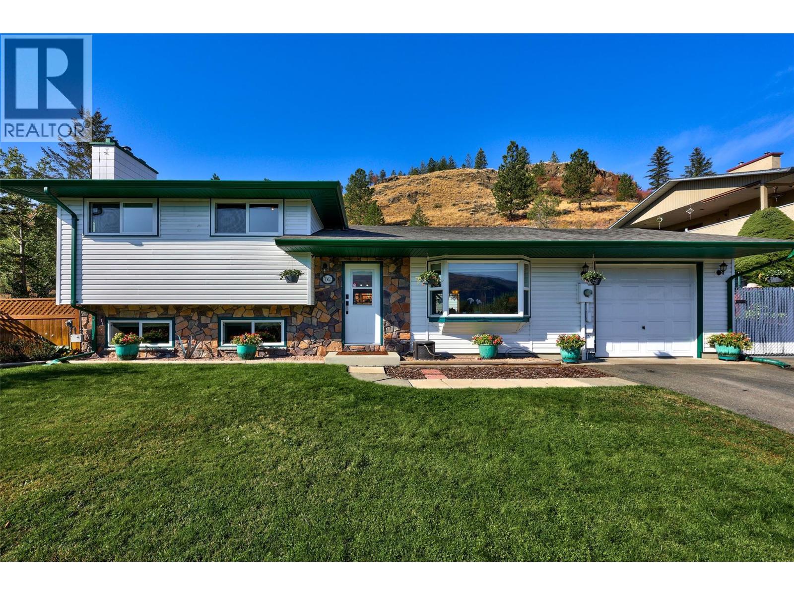 Property for sale at 4362 Karindale Road