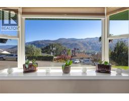 Laundry room - 4362 Karindale Road, Kamloops, BC V2B8N1 Photo 6