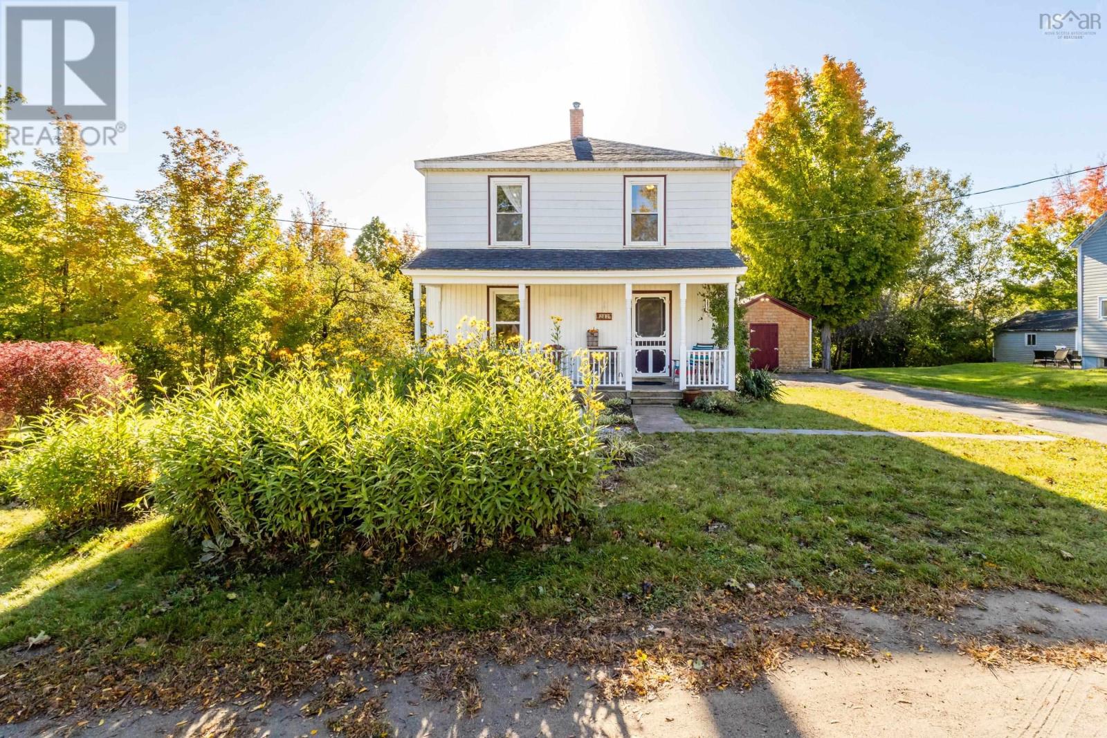 Property 2 of 29 of 212 Marshall Street