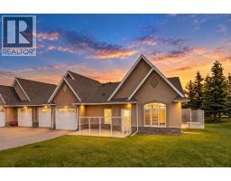 2, 20 River Heights View - photo 1