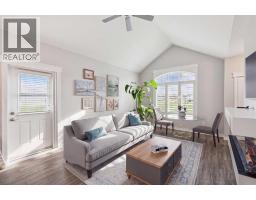 2, 20 River Heights View - photo 13