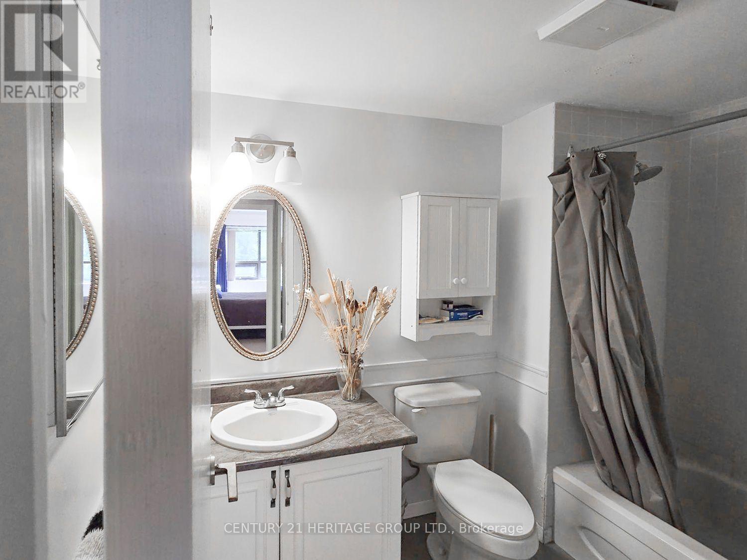166 Olive Street — photo 23