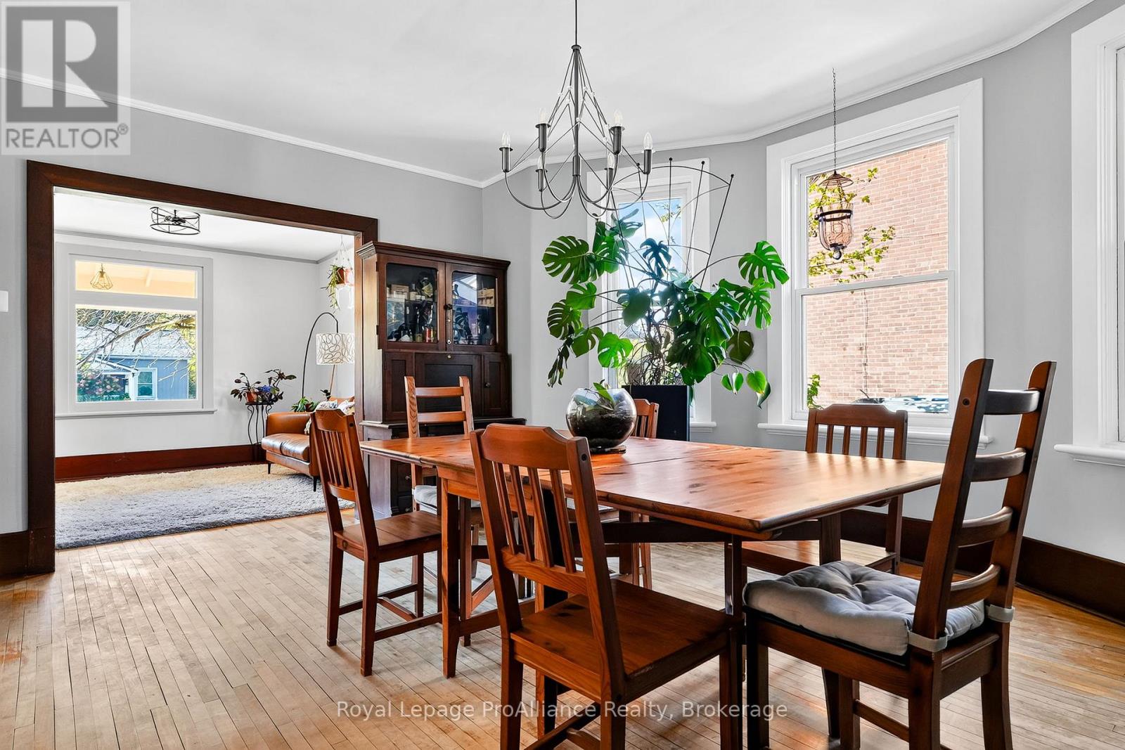 174 University Avenue West, Cobourg, ON photo 10