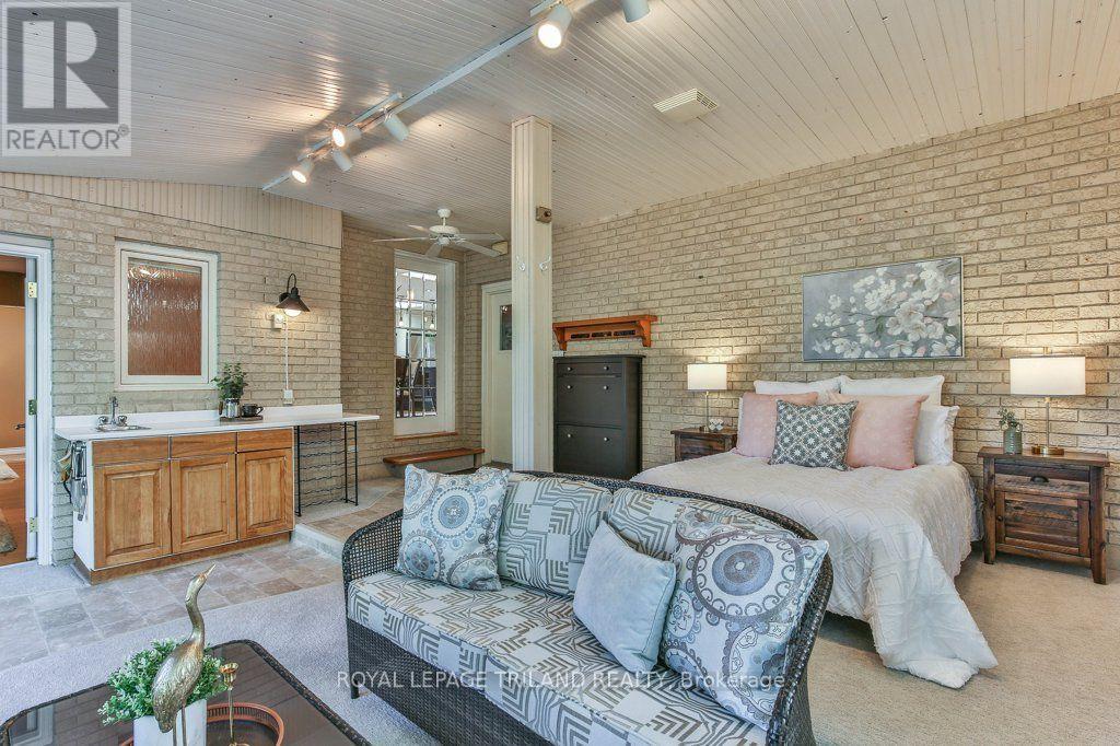 1221 Glenora Drive — photo 30
