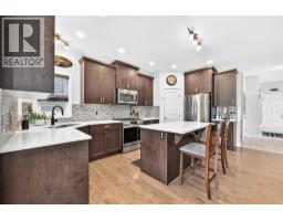 16 Sunrise Crescent - photo 10