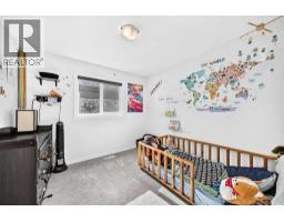 16 Sunrise Crescent - photo 29
