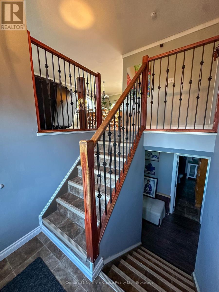 100 Detta Road — photo 17