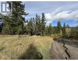 1401 Paxton Road, Williams Lake, BC V2G3G2 Photo 8
