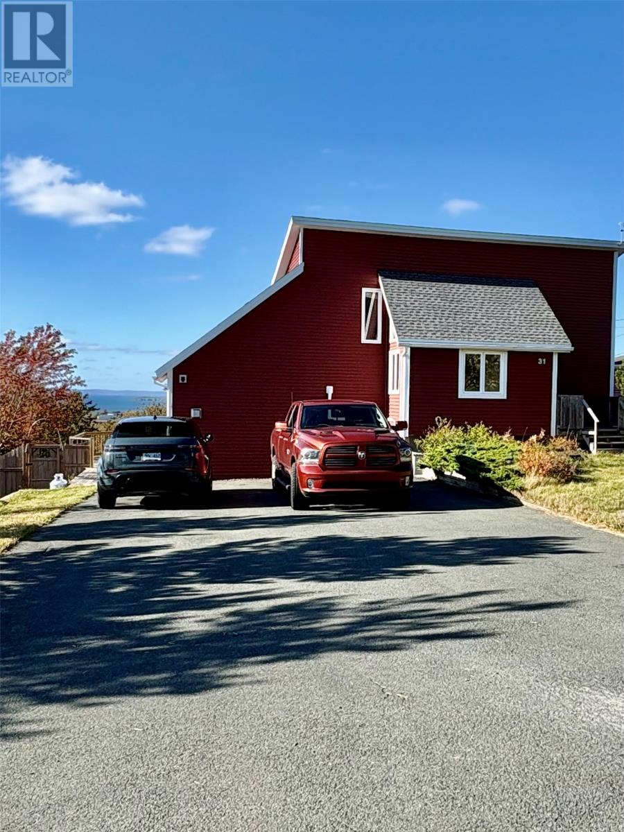 31 Readers Hill Crescent