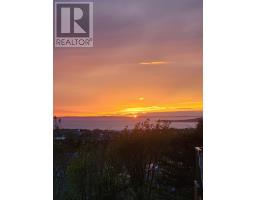 31 Readers Hill Crescent thumbnail 5