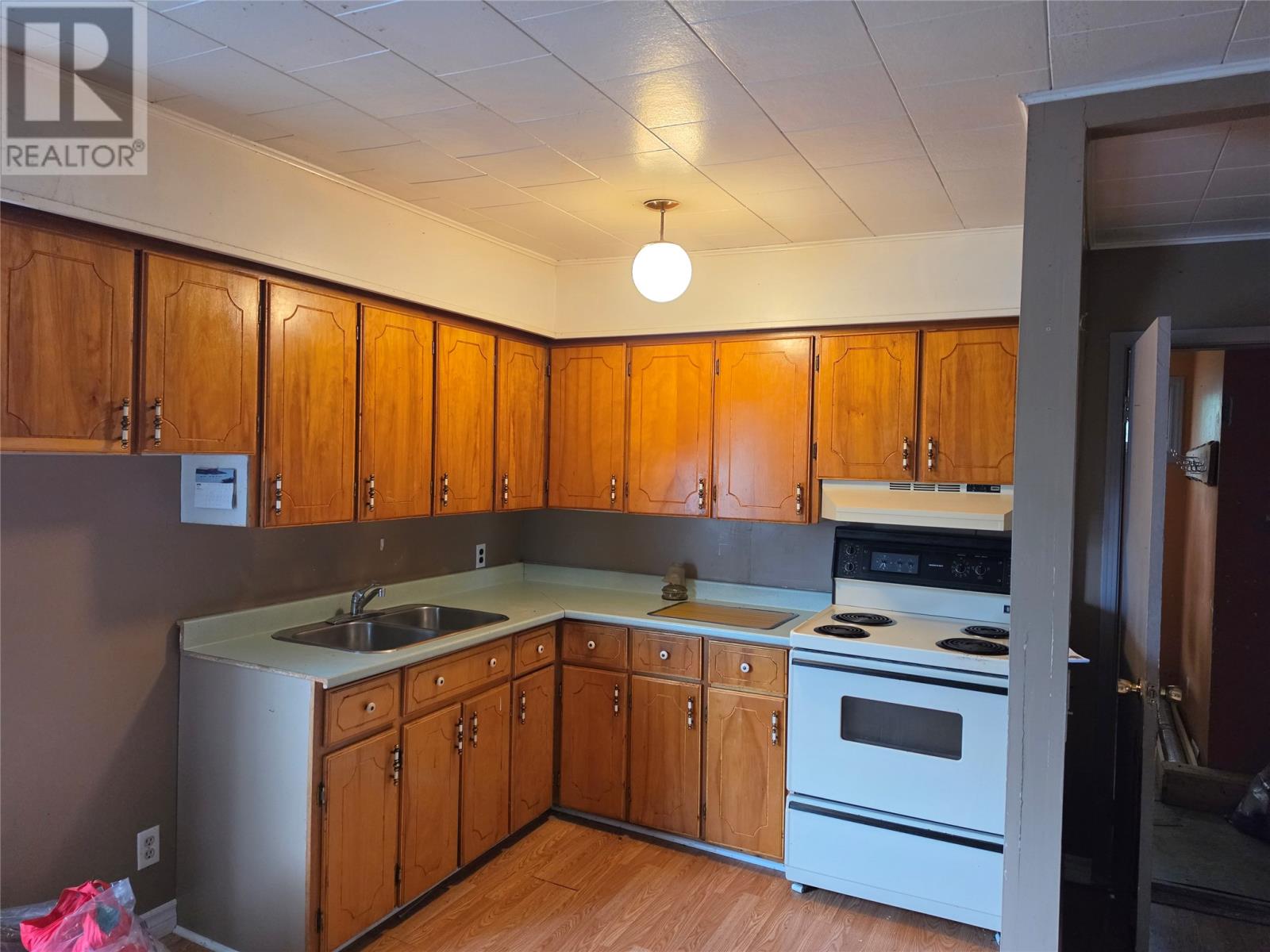 157 Main Street - 9