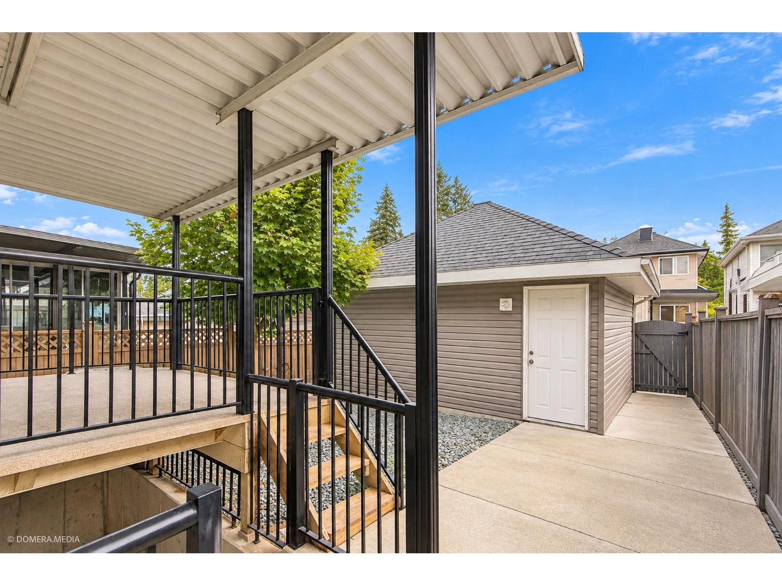 Photo of 6911 144A STREET 25