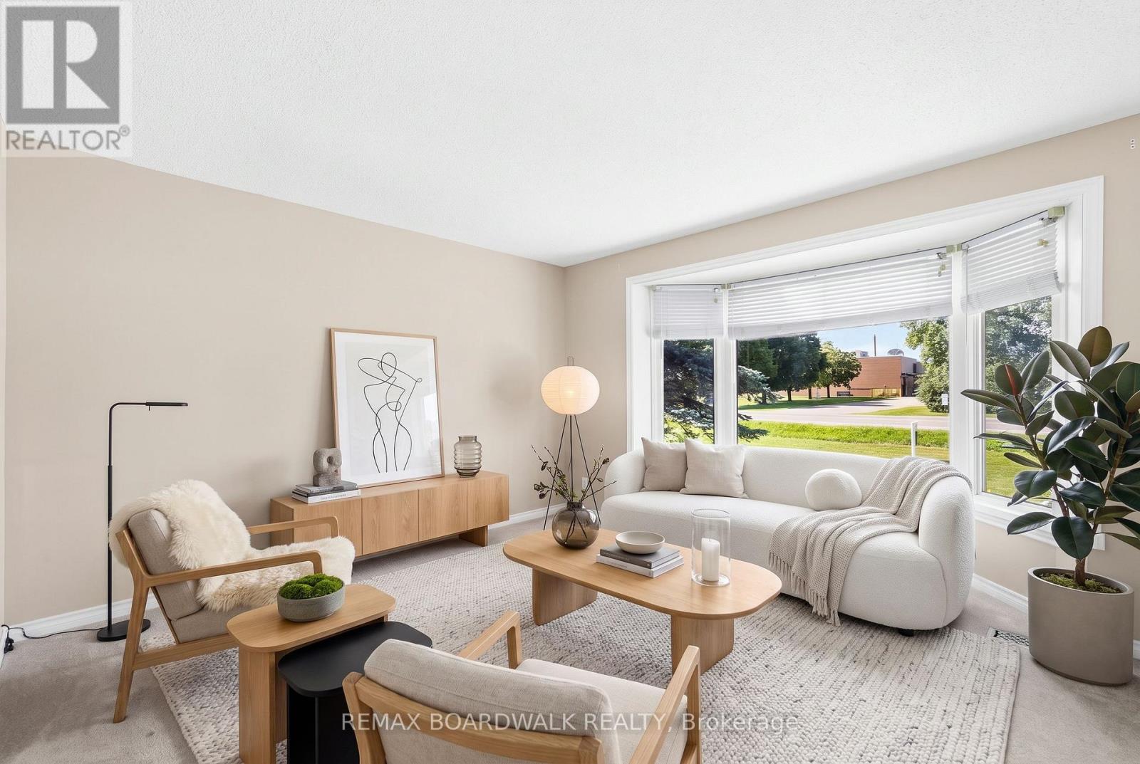 189 ARNOLD DRIVE - 4