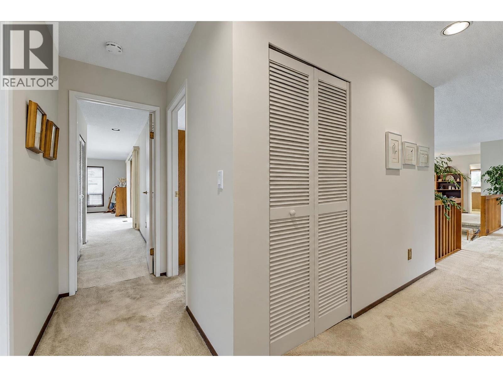  392 Valley Road North, Kelowna
