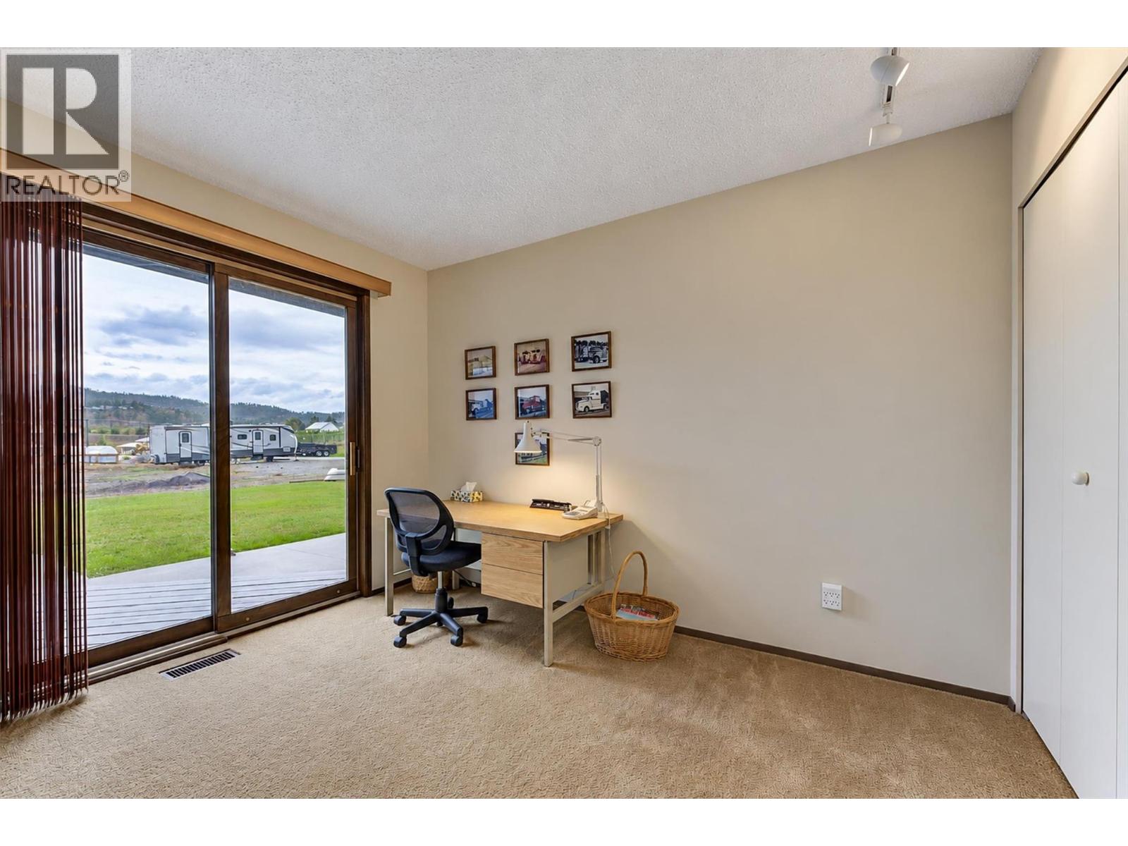  392 Valley Road North, Kelowna