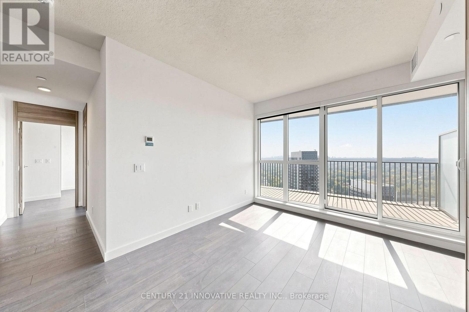 18 Esther Shiner Boulevard — photo 12