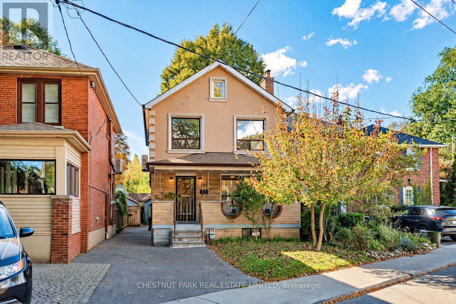 122 FORMAN AVENUE - 1