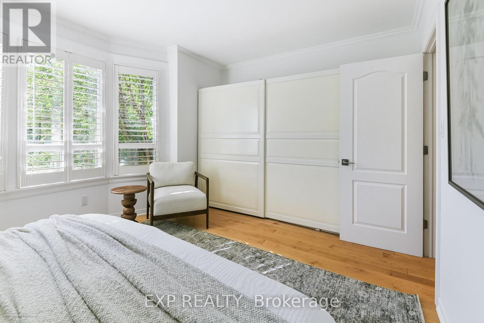 6 Louise Avenue, Toronto, ON photo 20