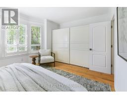 6 Louise Avenue, Toronto, ON M6C1E4 Photo 20