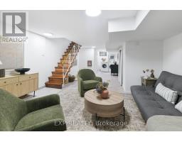 6 Louise Avenue, Toronto, ON M6C1E4 Photo 26