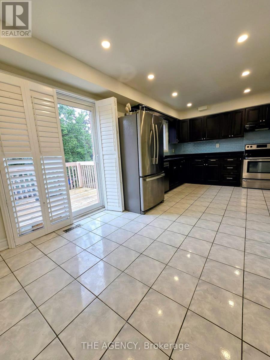 97 Mullen Drive, Ajax, ON photo 6