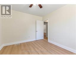 Main/upper - 30 Lozoway Drive, Toronto, ON M1K2Y4 Photo 8