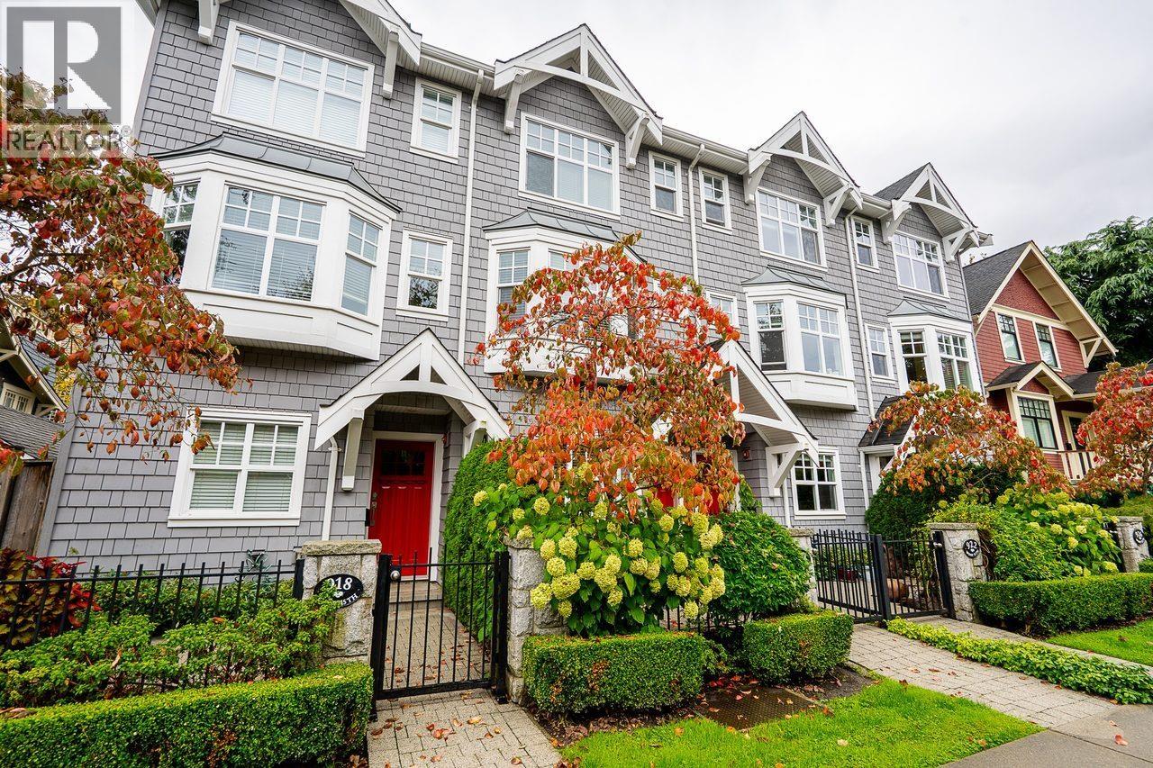 Photo of 920 W 15TH AVENUE 33