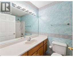 9 1328 Brunette Avenue, Coquitlam, BC V3K6K1 Photo 11