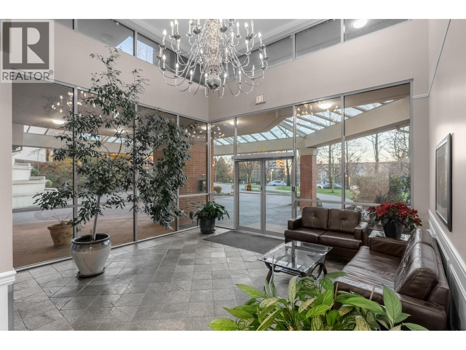 Photo of 101 160 W KEITH ROAD 27