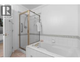 101 160 W Keith Road, North Vancouver, BC V7M3M2 Photo 17