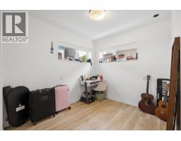 3559 Lakewood Street, Vancouver, BC V5N4V7 Photo 32
