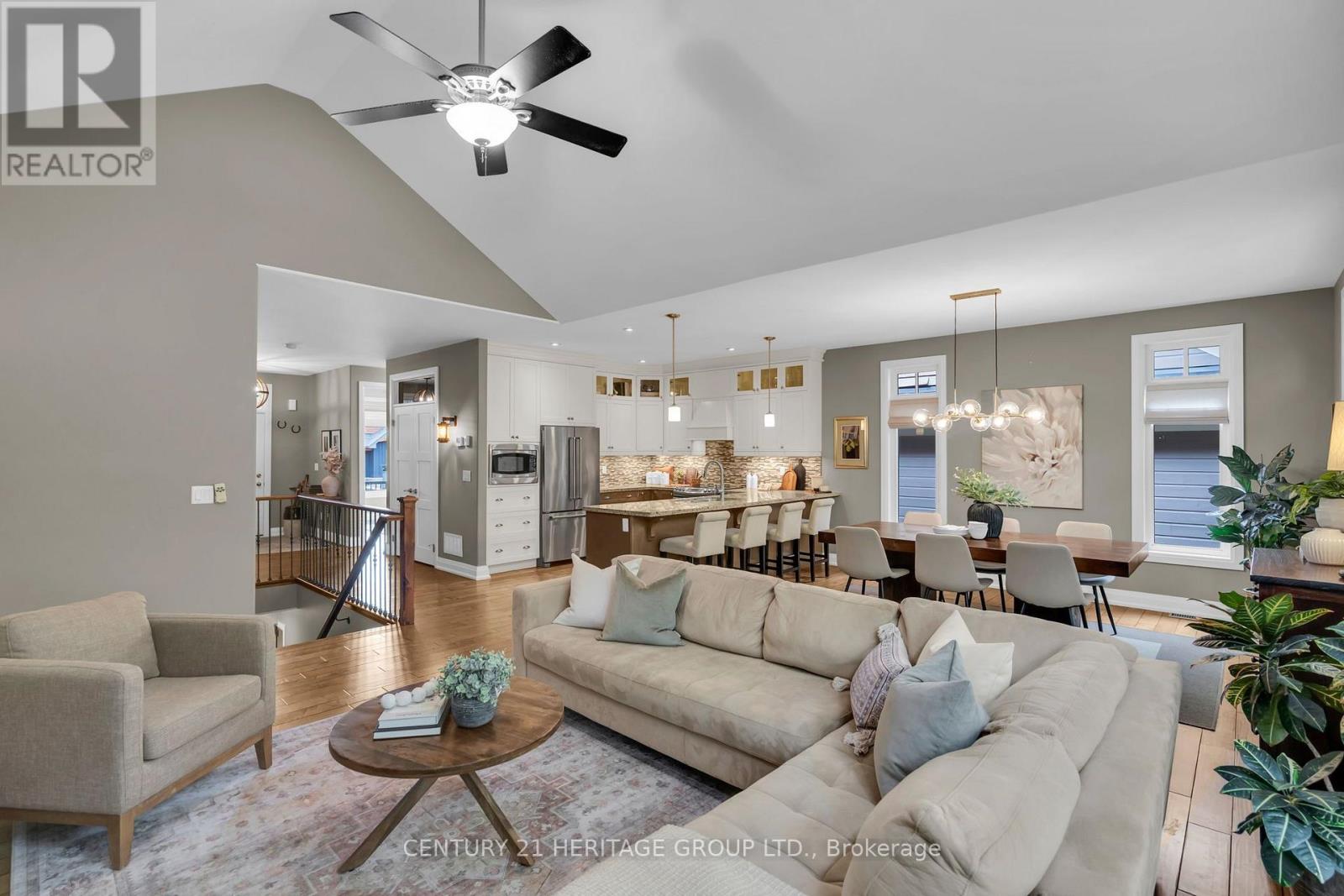 39 LANDSCAPE DRIVE - 22