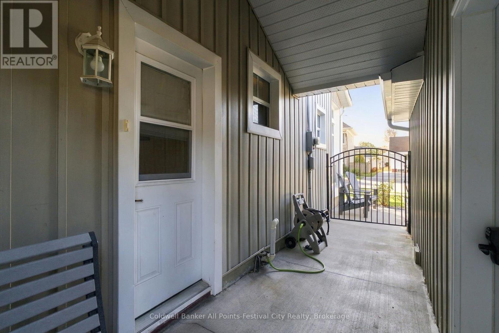 22 Albert Street South — photo 26