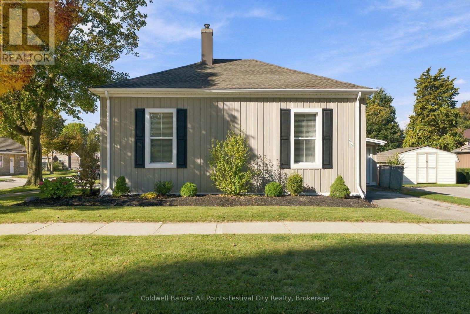 22 Albert Street South — photo 44