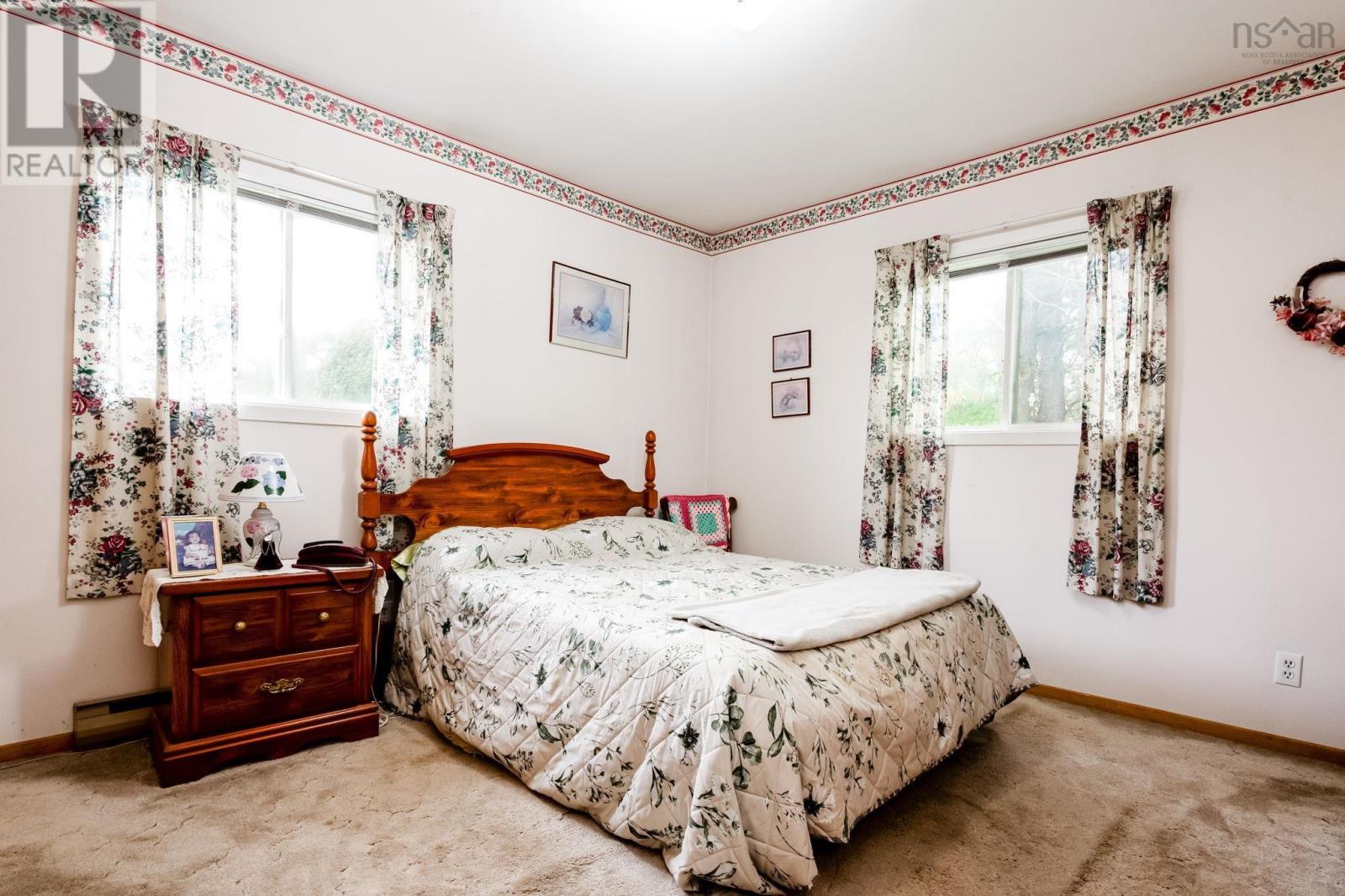 Property 27 of 41 of 289 Brookside Drive