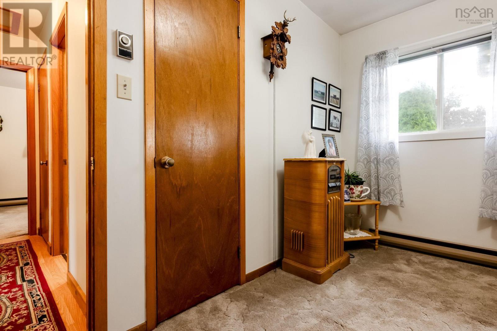 Property 34 of 41 of 289 Brookside Drive