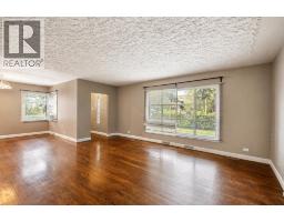 Family room - 2110 26 Avenue Sw, Calgary, AB T2T1E6 Photo 9
