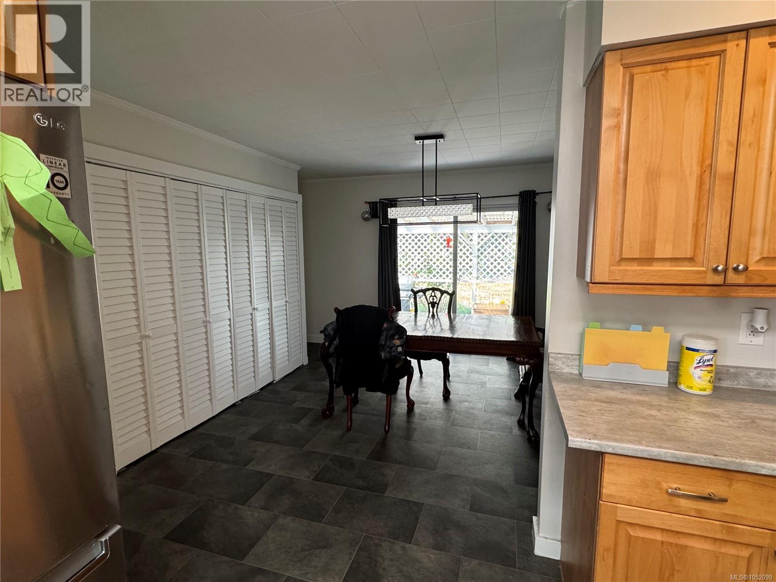 2480 Island Hwy, Campbell River - Image 1