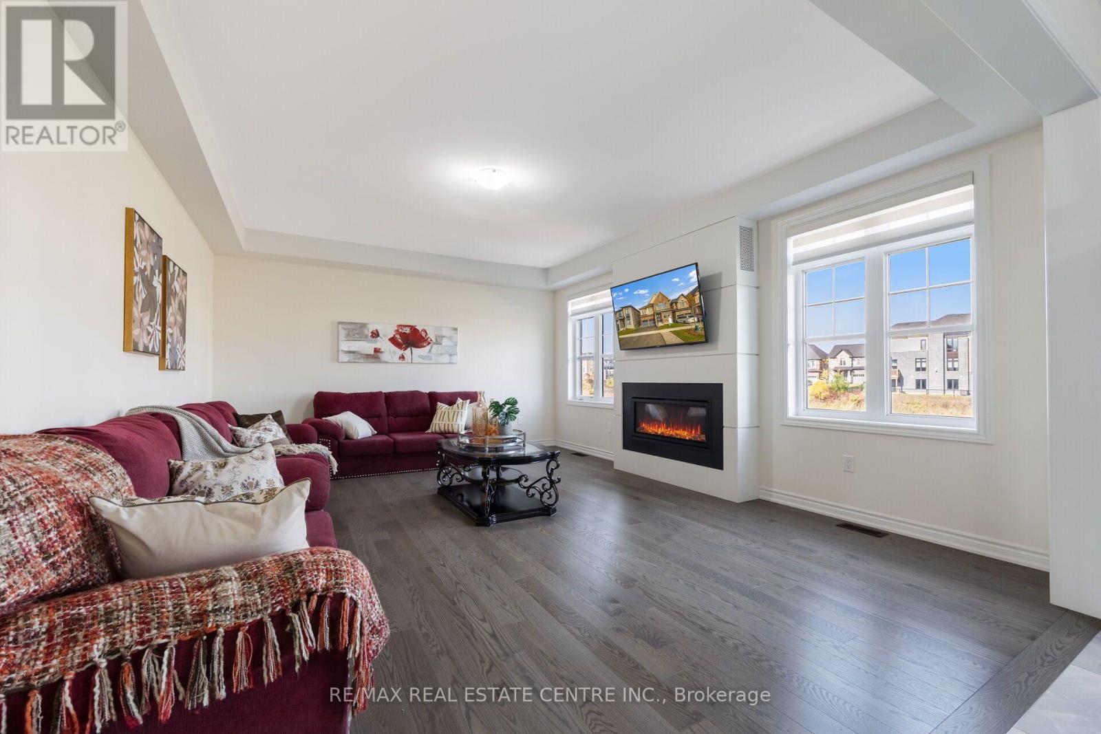 39 GOODVIEW DRIVE - 10