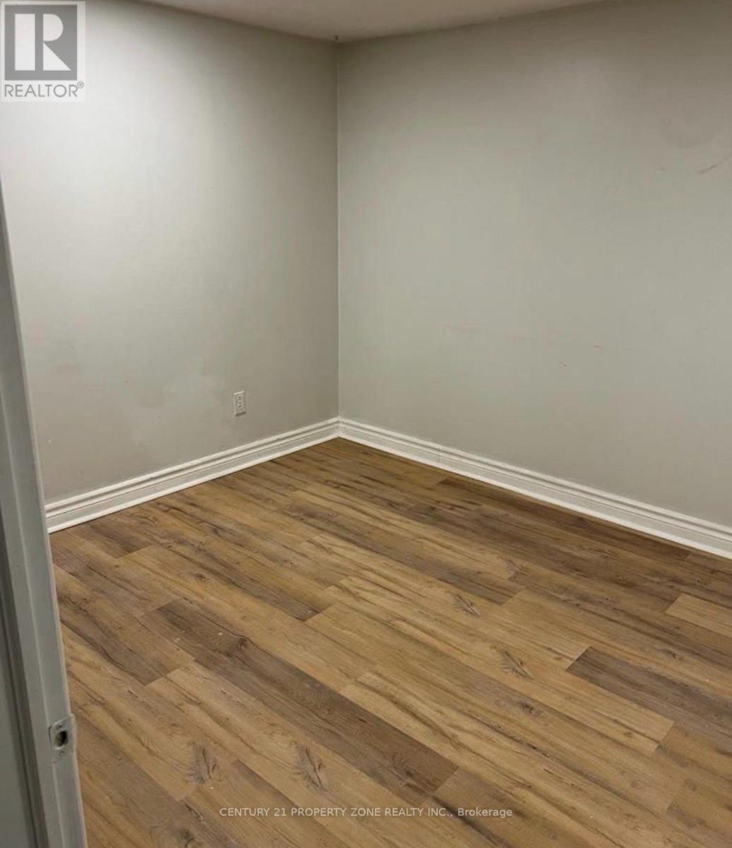 28 Ladore Drive — photo 4