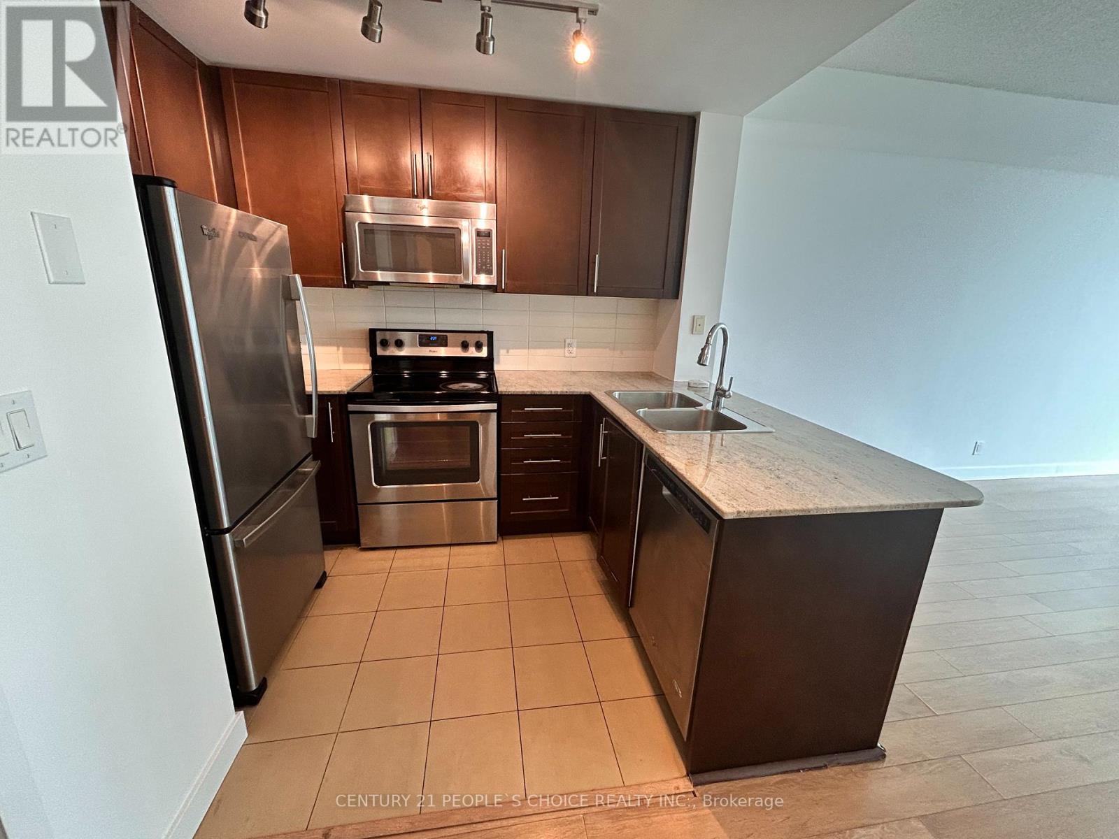 3985 Grand Park Drive — photo 10