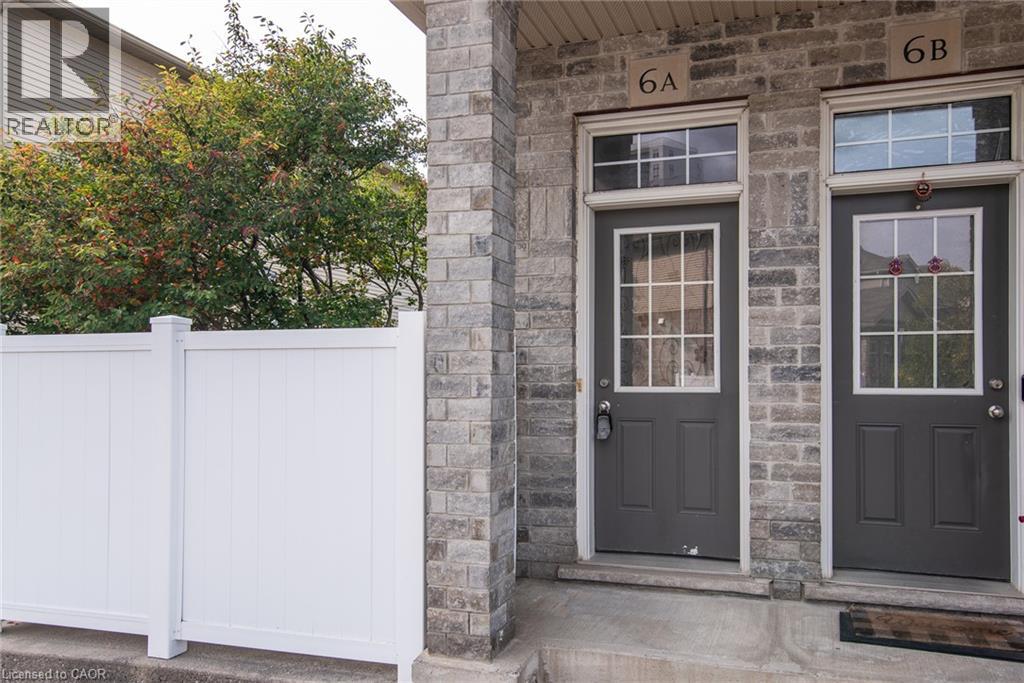 240 Westmeadow Drive — photo 4