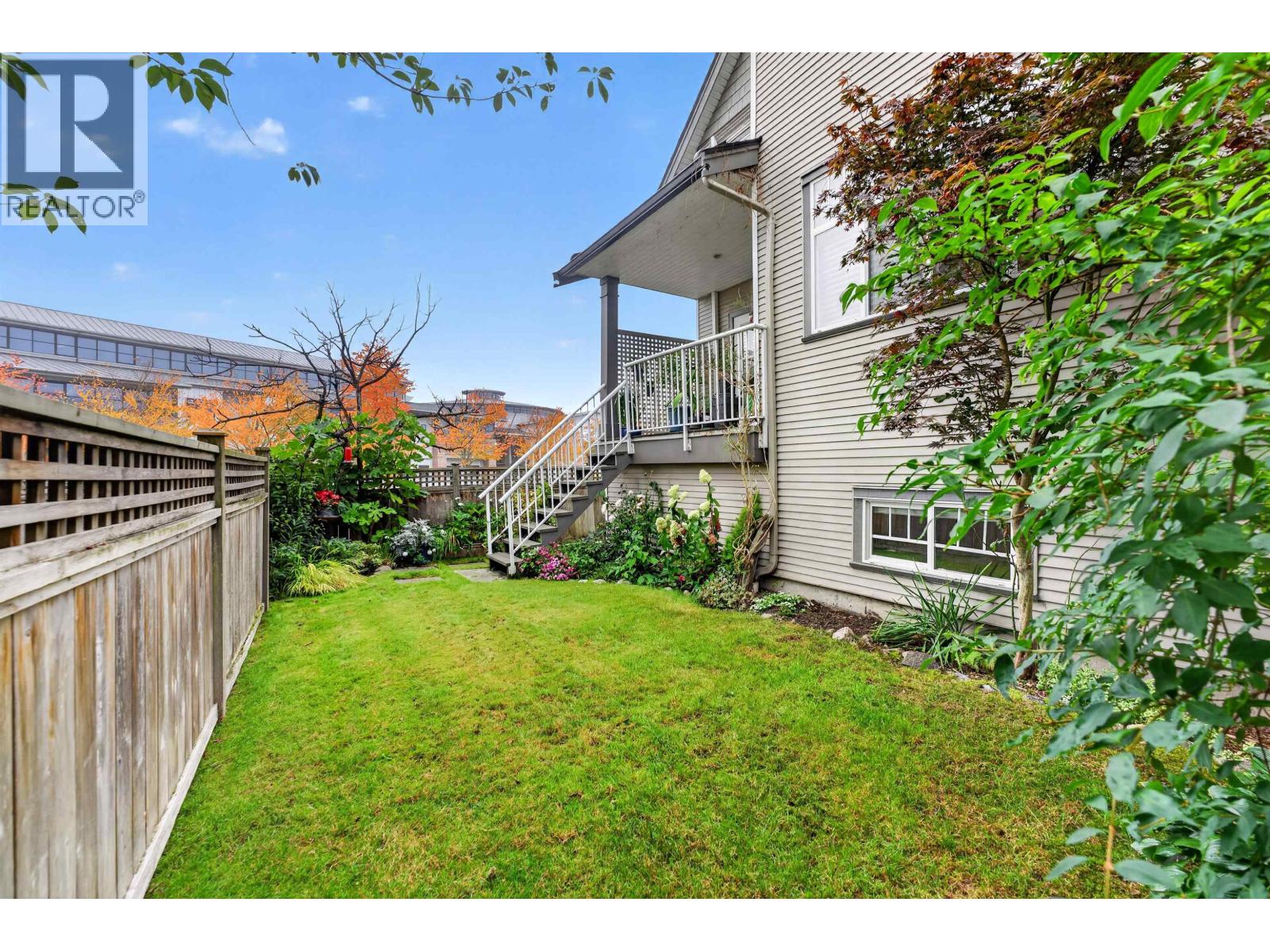 Photo of 13 4111 GARRY STREET 25